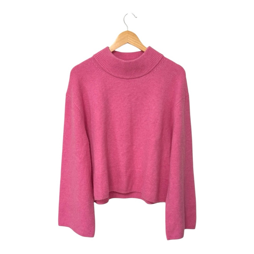 J. CREW | $118 Chunky Crewneck Sweater in Supersoft Yarn in Pink, Size Large - Picture 3 of 8